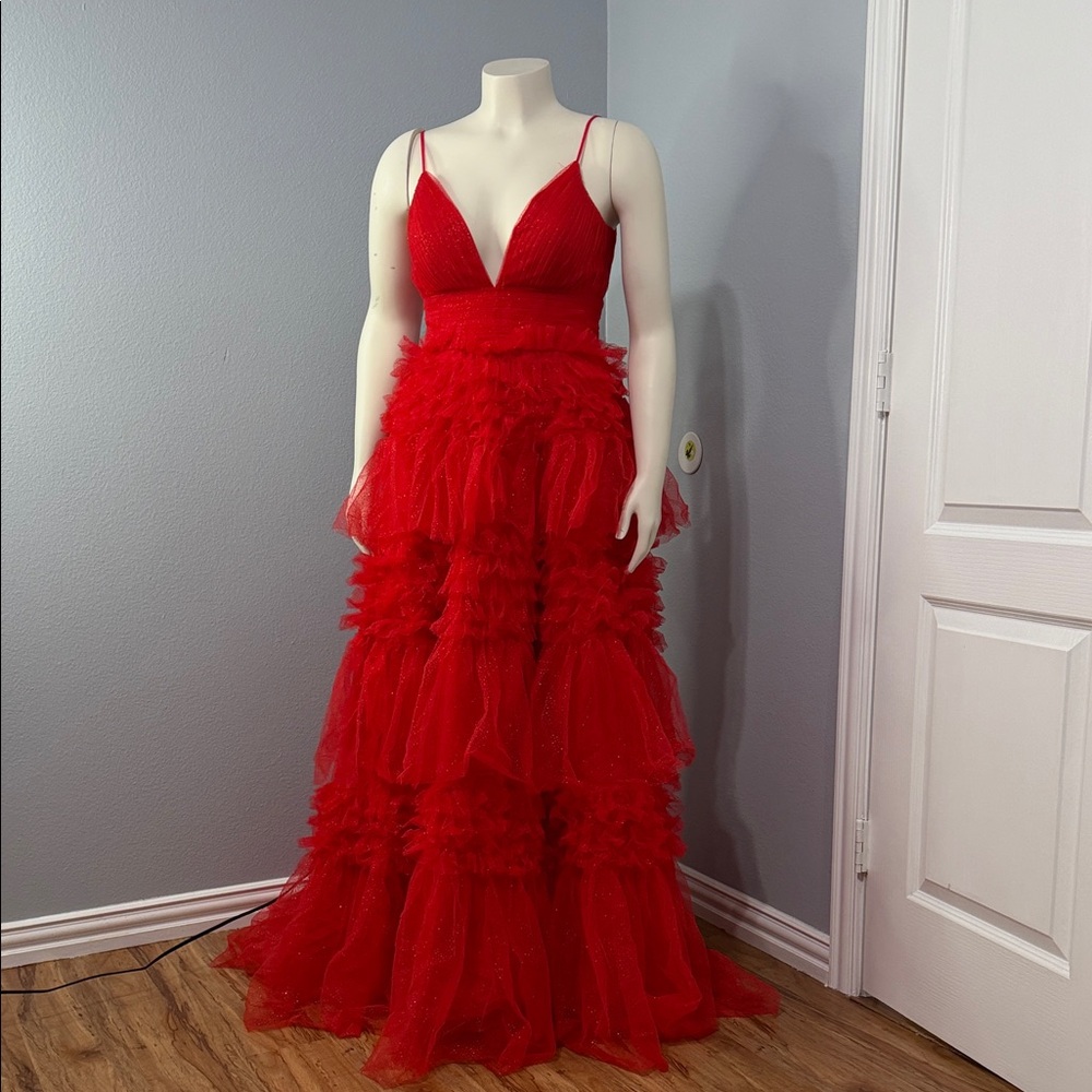 Elegant Red Layered Prom Dress